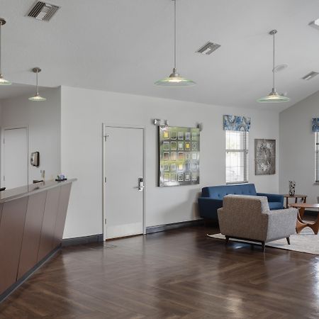 סלבריישן Orbit One Vacation Villas מראה חיצוני תמונה